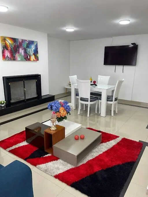 Casa Amplia En Excelente Ubicacion Norte De Bogota Holiday home